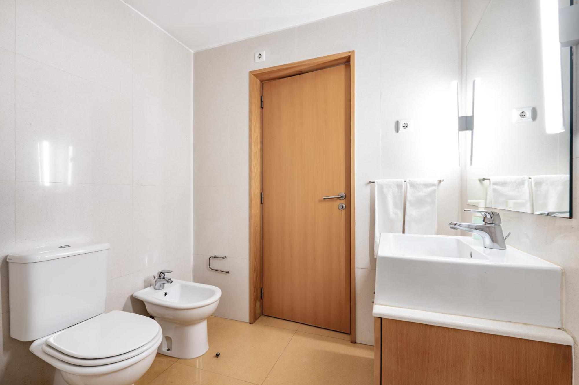 Viva Stadium Residence Studios Порто Екстериор снимка
